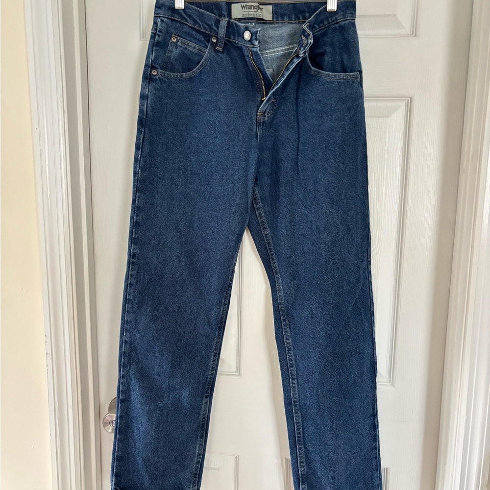 Wrangler Men's Deep Blue Relaxed Jeans
